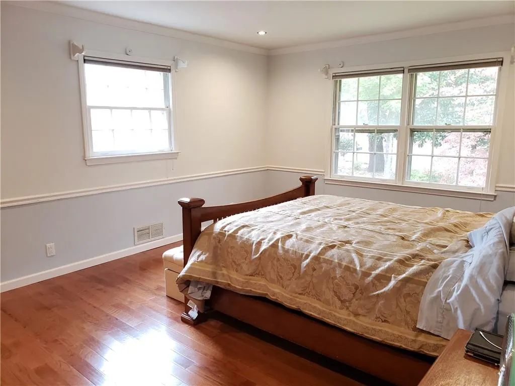 785 Sudbury Road, Sandy Springs, Georgia 30328, 5 Bedrooms Bedrooms, ,3 BathroomsBathrooms,Residential,Sold,785 Sudbury Road,7012324