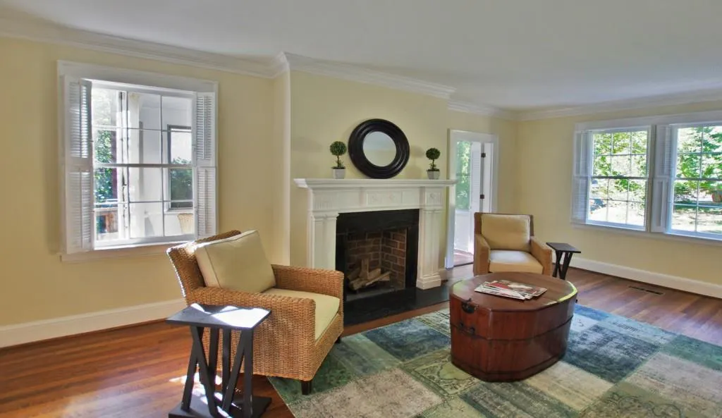 625 E Pelham Road Ne, Atlanta, Georgia 30324, 6 Bedrooms Bedrooms, ,4 BathroomsBathrooms,Residential,Sold,625 E Pelham Road Ne,5794140