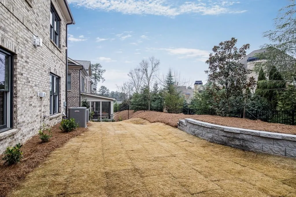 823 Novello Court, Sandy Springs, Georgia 30342, 5 Bedrooms Bedrooms, ,4 BathroomsBathrooms,Residential,Sold,823 Novello Court,5973359