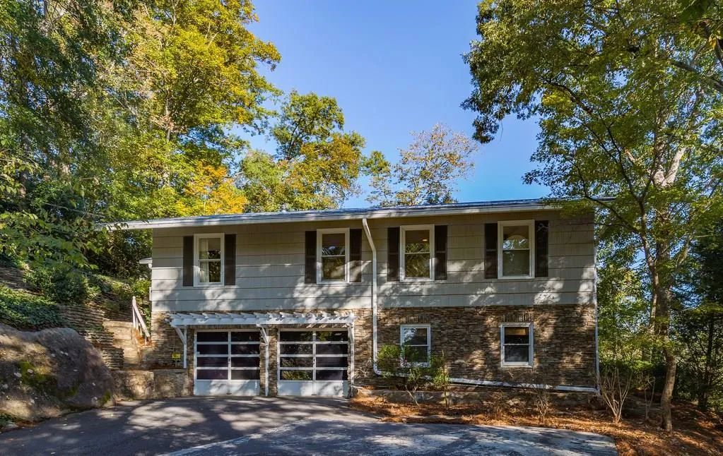 3276 Craggy Point Se, Atlanta, Georgia 30339, 4 Bedrooms Bedrooms, ,4 BathroomsBathrooms,Residential,Sold,3276 Craggy Point Se,5928005