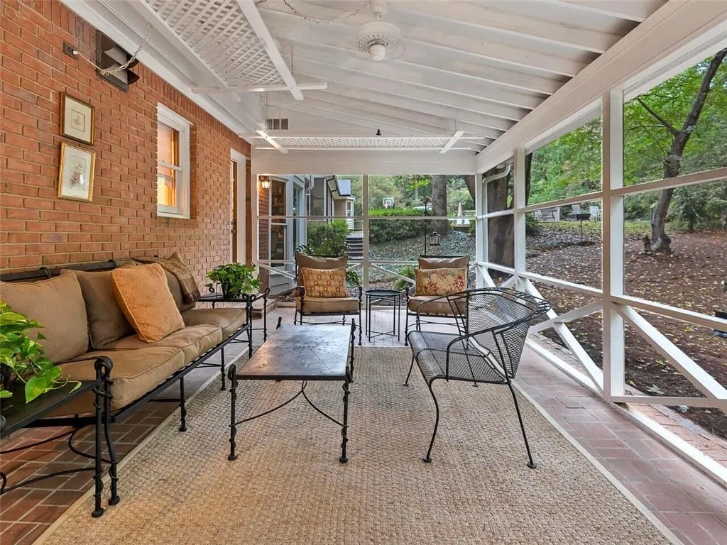 5485 Shiver Summit, Sandy Springs, Georgia 30342, 4 Bedrooms Bedrooms, ,3 BathroomsBathrooms,Residential,Sold,5485 Shiver Summit,6965814