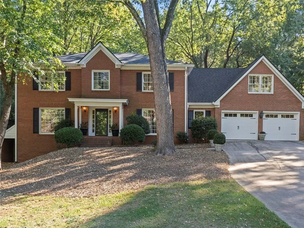 5485 Shiver Summit, Sandy Springs, Georgia 30342, 4 Bedrooms Bedrooms, ,3 BathroomsBathrooms,Residential,Sold,5485 Shiver Summit,6965814