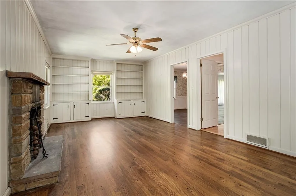 675 Glenforest Road, Sandy Springs, Georgia 30328, 3 Bedrooms Bedrooms, ,2 BathroomsBathrooms,Residential,Sold,675 Glenforest Road,7212750