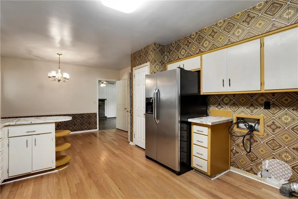 675 Glenforest Road, Sandy Springs, Georgia 30328, 3 Bedrooms Bedrooms, ,2 BathroomsBathrooms,Residential,Sold,675 Glenforest Road,7212750