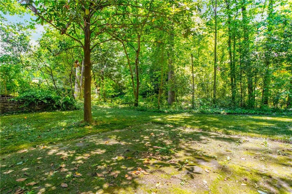 675 Glenforest Road, Sandy Springs, Georgia 30328, 3 Bedrooms Bedrooms, ,2 BathroomsBathrooms,Residential,Sold,675 Glenforest Road,7212750