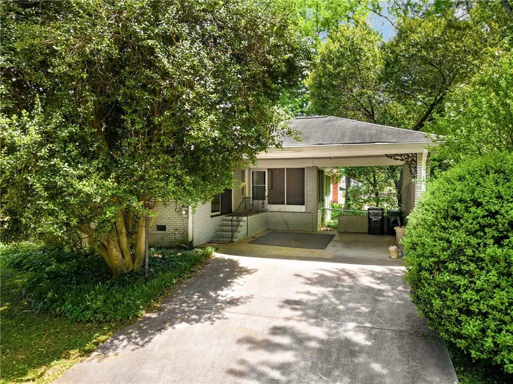 675 Glenforest Road, Sandy Springs, Georgia 30328, 3 Bedrooms Bedrooms, ,2 BathroomsBathrooms,Residential,Sold,675 Glenforest Road,7212750