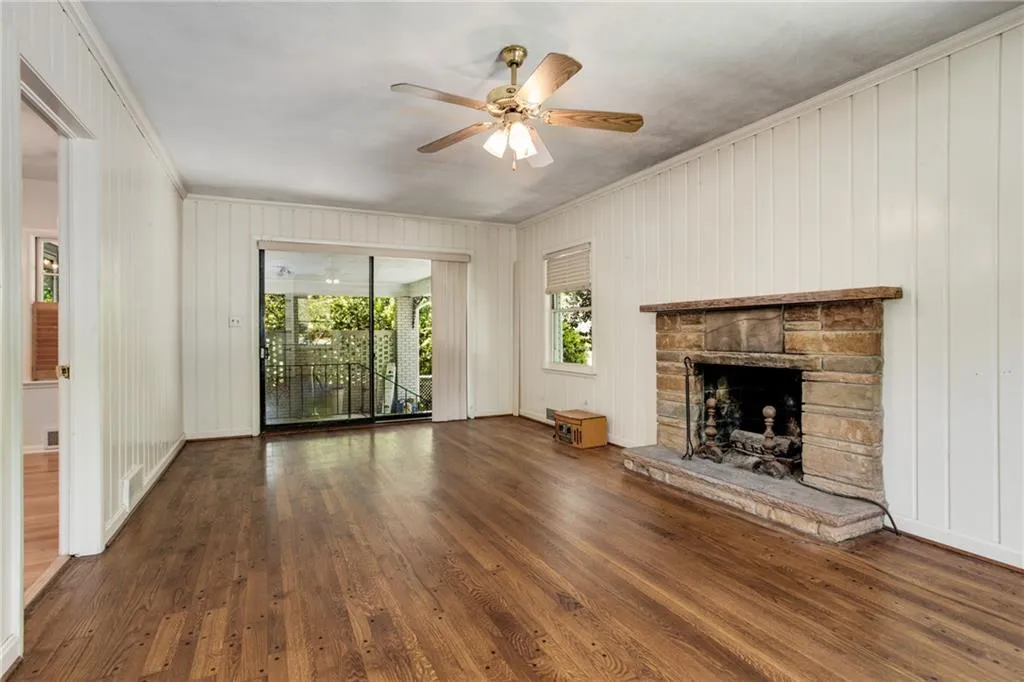 675 Glenforest Road, Sandy Springs, Georgia 30328, 3 Bedrooms Bedrooms, ,2 BathroomsBathrooms,Residential,Sold,675 Glenforest Road,7212750