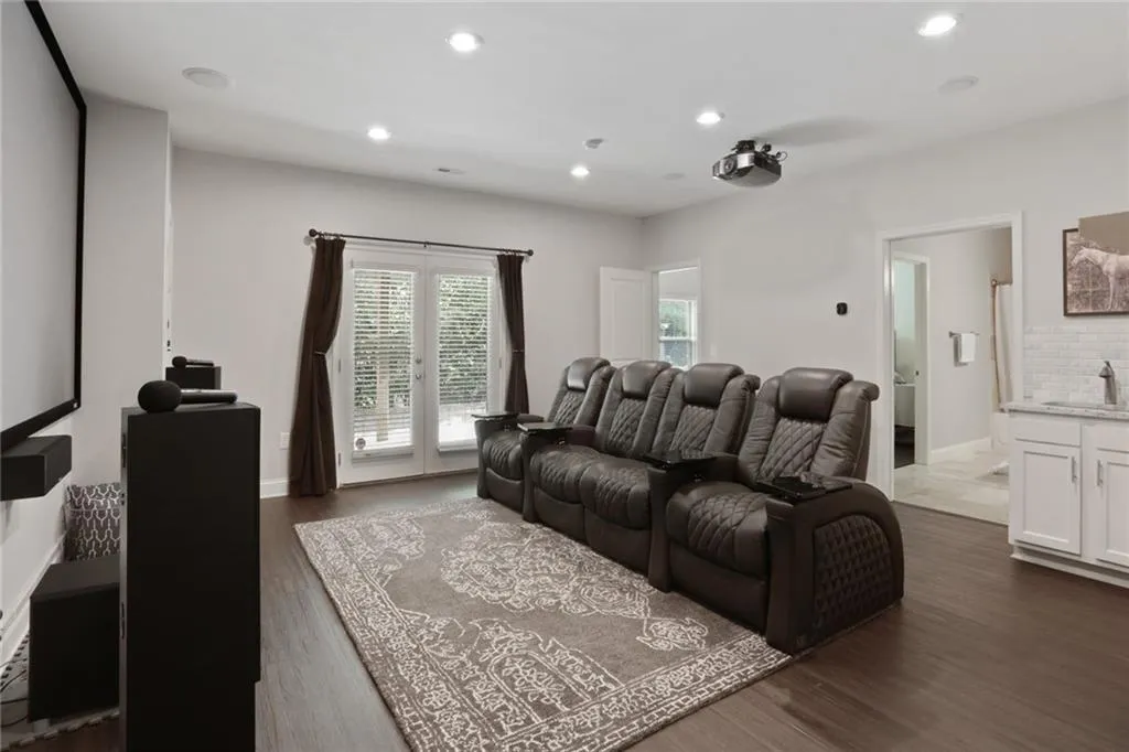 7655 Highland Bluff, Atlanta, Georgia 30328, 4 Bedrooms Bedrooms, ,3 BathroomsBathrooms,Residential,Sold,7655 Highland Bluff,6842046
