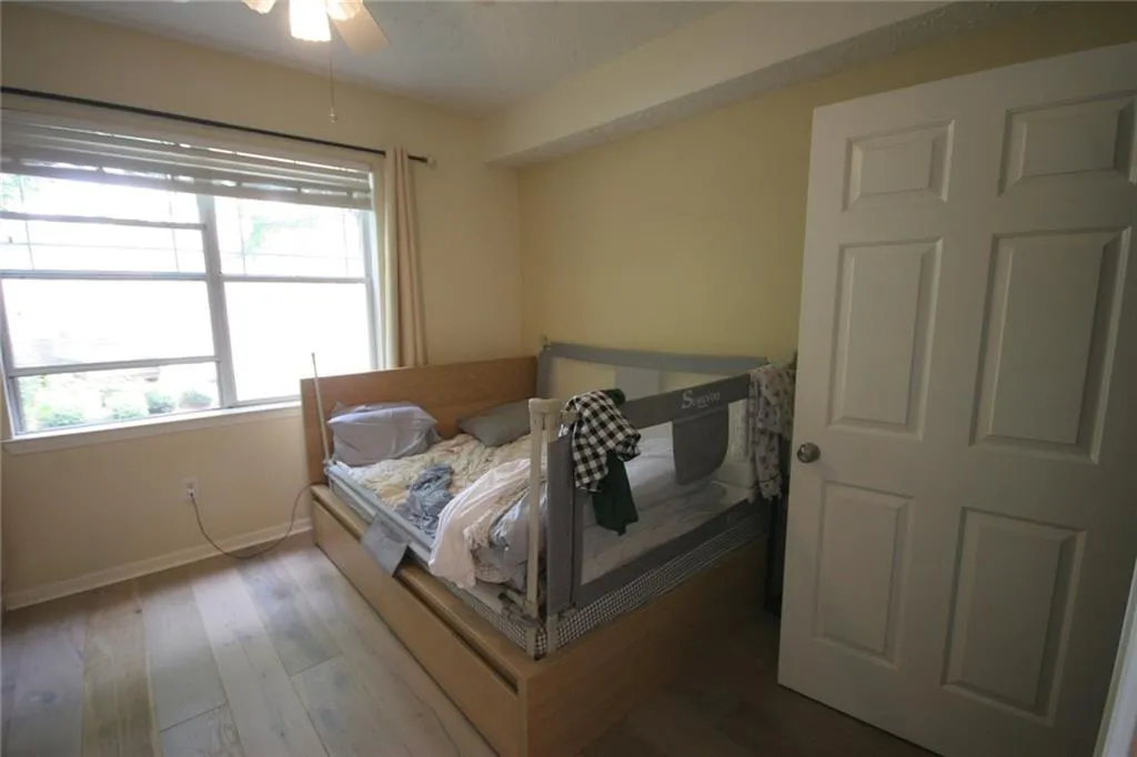 5559 Glenridge Drive Unit 2202, Atlanta, Georgia 30342, 2 Bedrooms Bedrooms, ,1 BathroomBathrooms,Residential,Sold,5559 Glenridge Drive Unit 2202,7043049
