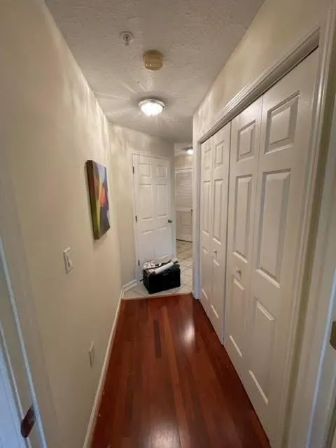 5559 Glenridge Drive Unit 2202, Atlanta, Georgia 30342, 2 Bedrooms Bedrooms, ,1 BathroomBathrooms,Residential,Sold,5559 Glenridge Drive Unit 2202,7043049