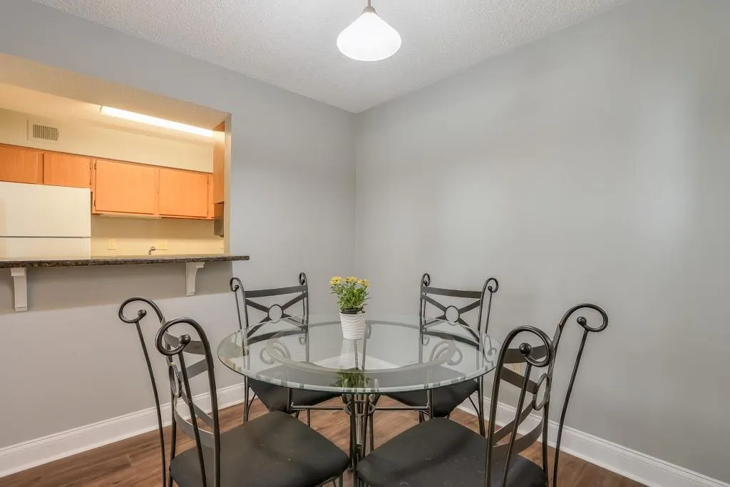 Open To Kitchen and Breakfast Bar