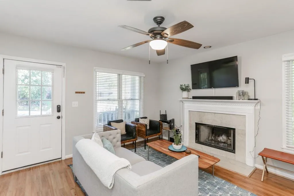 1721 Springer Street Nw, Atlanta, Georgia 30318, 3 Bedrooms Bedrooms, ,2 BathroomsBathrooms,Residential,Sold,1721 Springer Street Nw,6534210