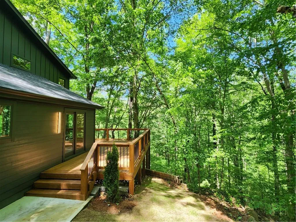 8305 Ison Road, Sandy Springs, Georgia 30350, 5 Bedrooms Bedrooms, ,4 BathroomsBathrooms,Residential,Sold,8305 Ison Road,7232236