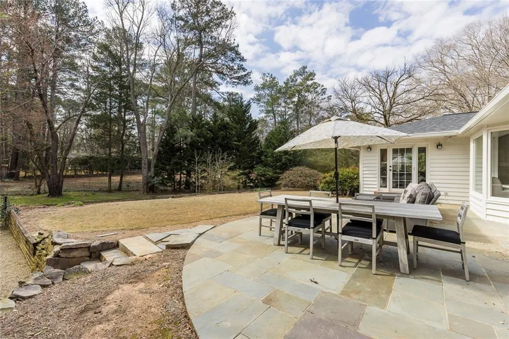 775 E Powderhorn Road Ne, Sandy Springs, Georgia 30342, 4 Bedrooms Bedrooms, ,3 BathroomsBathrooms,Residential,For Sale,775 E Powderhorn Road Ne,7732463