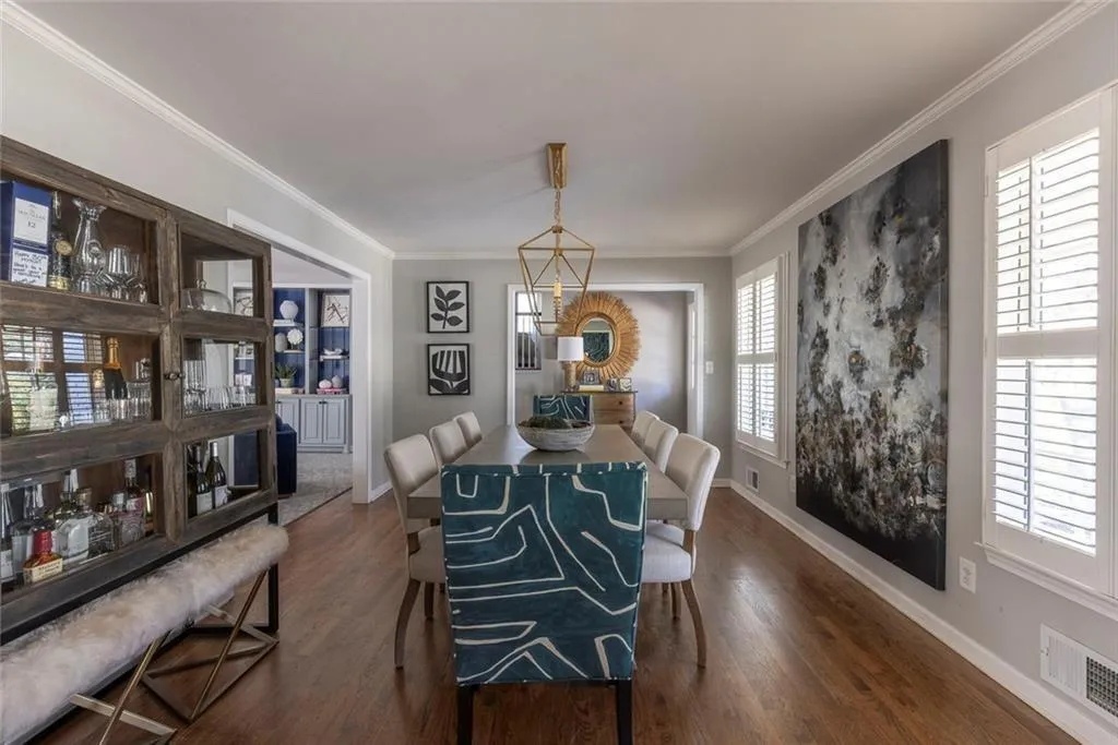 775 E Powderhorn Road Ne, Sandy Springs, Georgia 30342, 4 Bedrooms Bedrooms, ,3 BathroomsBathrooms,Residential,For Sale,775 E Powderhorn Road Ne,7732463