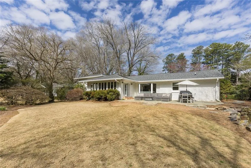 775 E Powderhorn Road Ne, Sandy Springs, Georgia 30342, 4 Bedrooms Bedrooms, ,3 BathroomsBathrooms,Residential,For Sale,775 E Powderhorn Road Ne,7732463