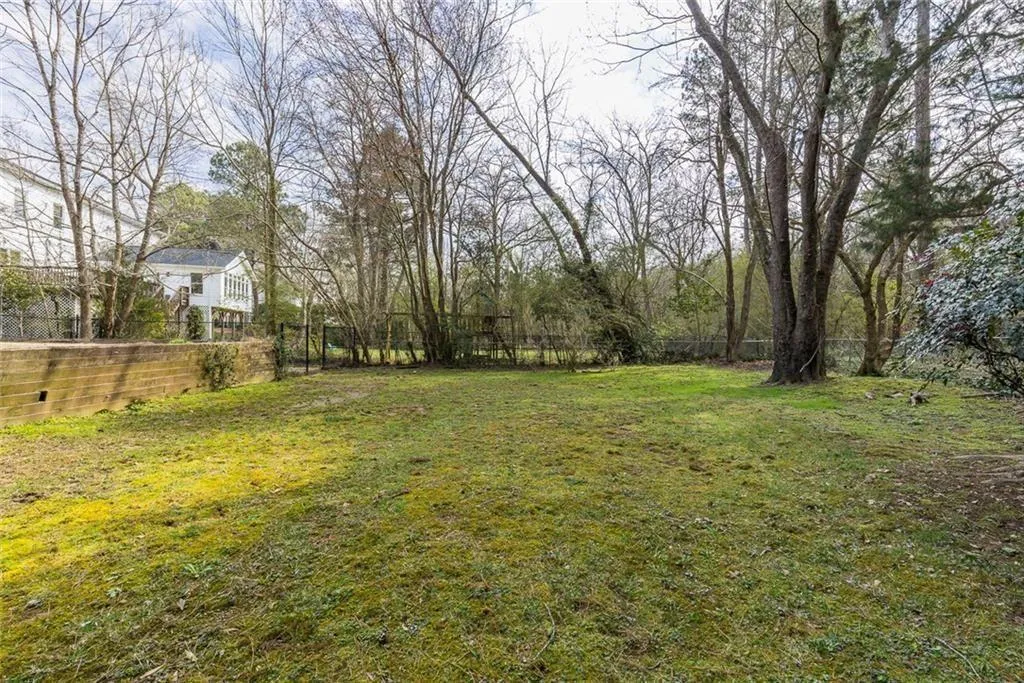 775 E Powderhorn Road Ne, Sandy Springs, Georgia 30342, 4 Bedrooms Bedrooms, ,3 BathroomsBathrooms,Residential,For Sale,775 E Powderhorn Road Ne,7732463