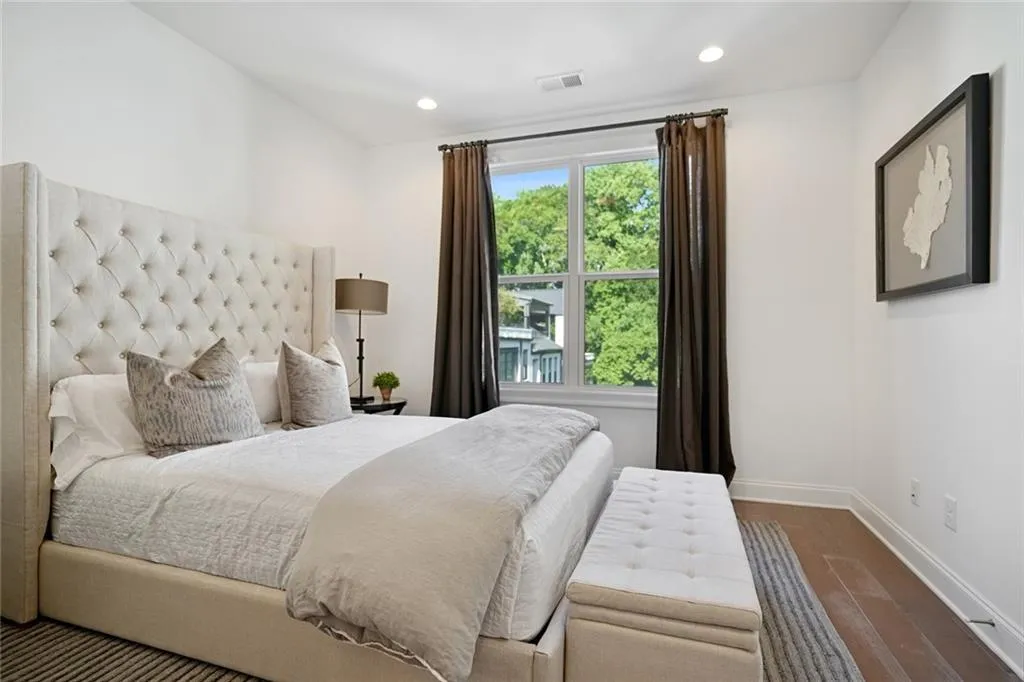 4516 Collins Avenue, Atlanta, Georgia 30342, 4 Bedrooms Bedrooms, ,4 BathroomsBathrooms,Residential,Sold,4516 Collins Avenue,6939328