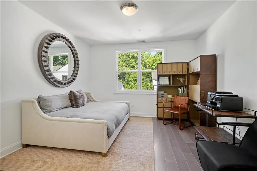 4516 Collins Avenue, Atlanta, Georgia 30342, 4 Bedrooms Bedrooms, ,4 BathroomsBathrooms,Residential,Sold,4516 Collins Avenue,6939328