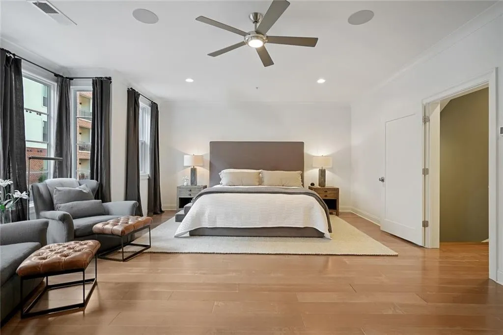 4516 Collins Avenue, Atlanta, Georgia 30342, 4 Bedrooms Bedrooms, ,4 BathroomsBathrooms,Residential,Sold,4516 Collins Avenue,6939328