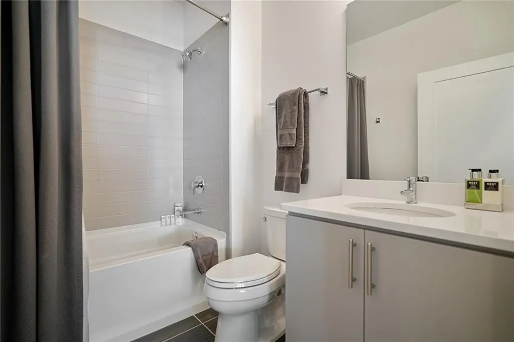4516 Collins Avenue, Atlanta, Georgia 30342, 4 Bedrooms Bedrooms, ,4 BathroomsBathrooms,Residential,Sold,4516 Collins Avenue,6939328