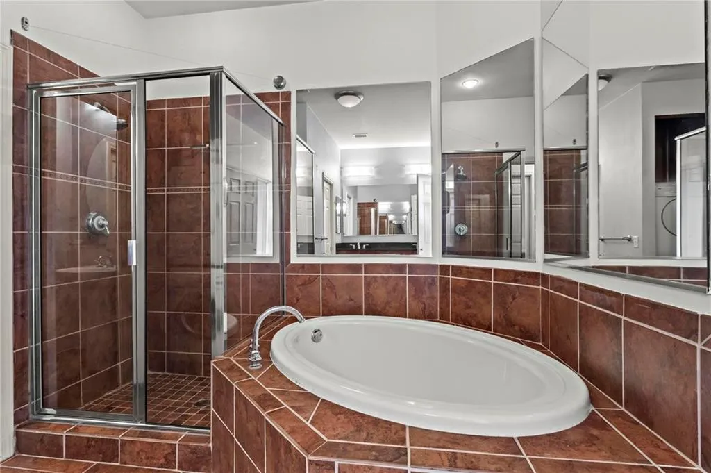 3820 Roswell Road Ne Unit 407, Atlanta, Georgia 30342, 1 Bedroom Bedrooms, ,1 BathroomBathrooms,Residential,For Sale,3820 Roswell Road Ne Unit 407,7656782 3820 Roswell Road Ne Unit 407, Atlanta, Georgia 30342, 1 Bedroom Bedrooms, ,1 BathroomBathrooms,Residential,For Sale,3820 Roswell Road Ne Unit 407,7656782