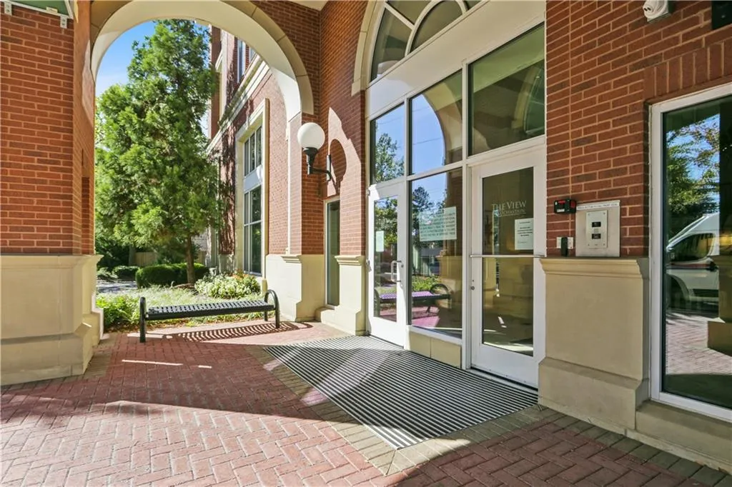 3820 Roswell Road Ne Unit 407, Atlanta, Georgia 30342, 1 Bedroom Bedrooms, ,1 BathroomBathrooms,Residential,For Sale,3820 Roswell Road Ne Unit 407,7656782 3820 Roswell Road Ne Unit 407, Atlanta, Georgia 30342, 1 Bedroom Bedrooms, ,1 BathroomBathrooms,Residential,For Sale,3820 Roswell Road Ne Unit 407,7656782