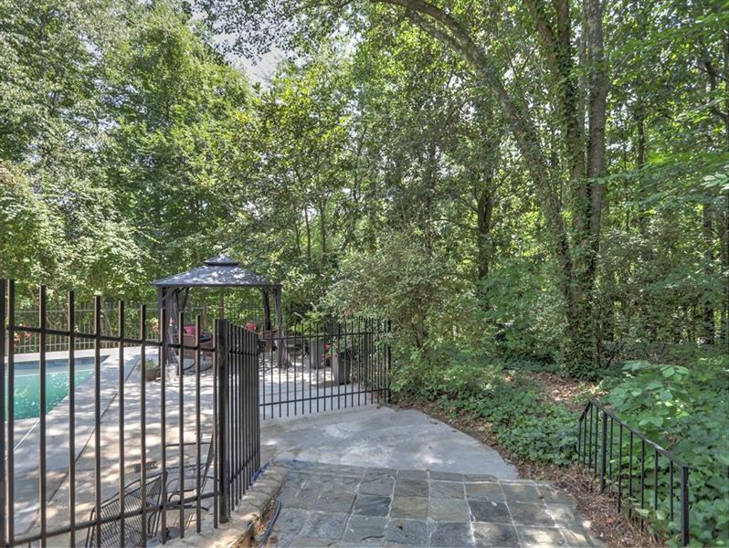 150 River North Circle, Sandy Springs, Georgia 30328, 4 Bedrooms Bedrooms, ,3 BathroomsBathrooms,Residential,Sold,150 River North Circle,7290962