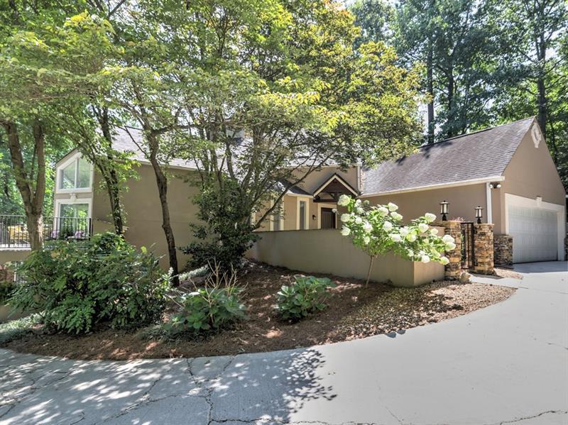 150 River North Circle, Sandy Springs, Georgia 30328, 4 Bedrooms Bedrooms, ,3 BathroomsBathrooms,Residential,Sold,150 River North Circle,7290962