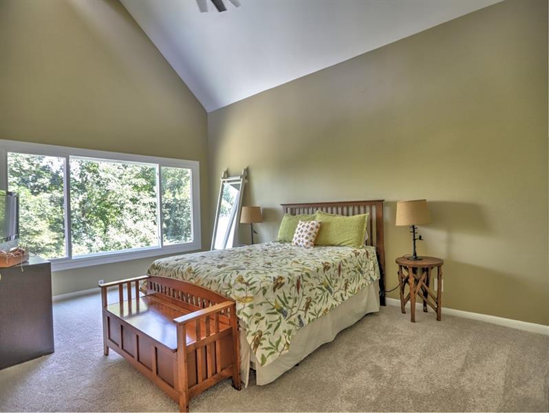 150 River North Circle, Sandy Springs, Georgia 30328, 4 Bedrooms Bedrooms, ,3 BathroomsBathrooms,Residential,Sold,150 River North Circle,7290962