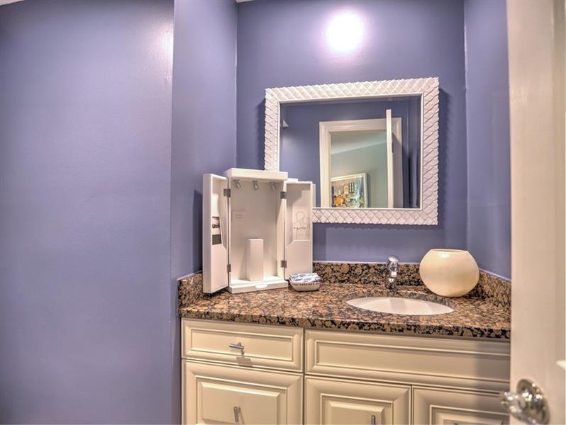 150 River North Circle, Sandy Springs, Georgia 30328, 4 Bedrooms Bedrooms, ,3 BathroomsBathrooms,Residential,Sold,150 River North Circle,7290962