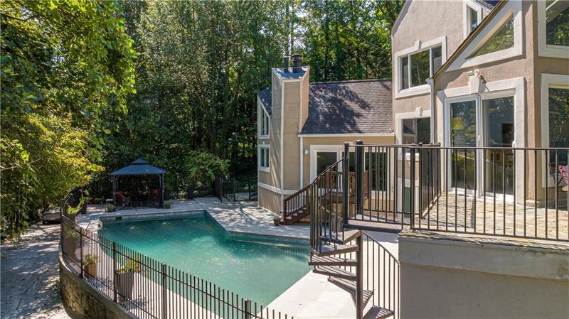 150 River North Circle, Sandy Springs, Georgia 30328, 4 Bedrooms Bedrooms, ,3 BathroomsBathrooms,Residential,Sold,150 River North Circle,7290962