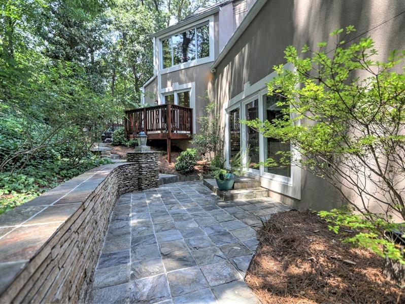 150 River North Circle, Sandy Springs, Georgia 30328, 4 Bedrooms Bedrooms, ,3 BathroomsBathrooms,Residential,Sold,150 River North Circle,7290962