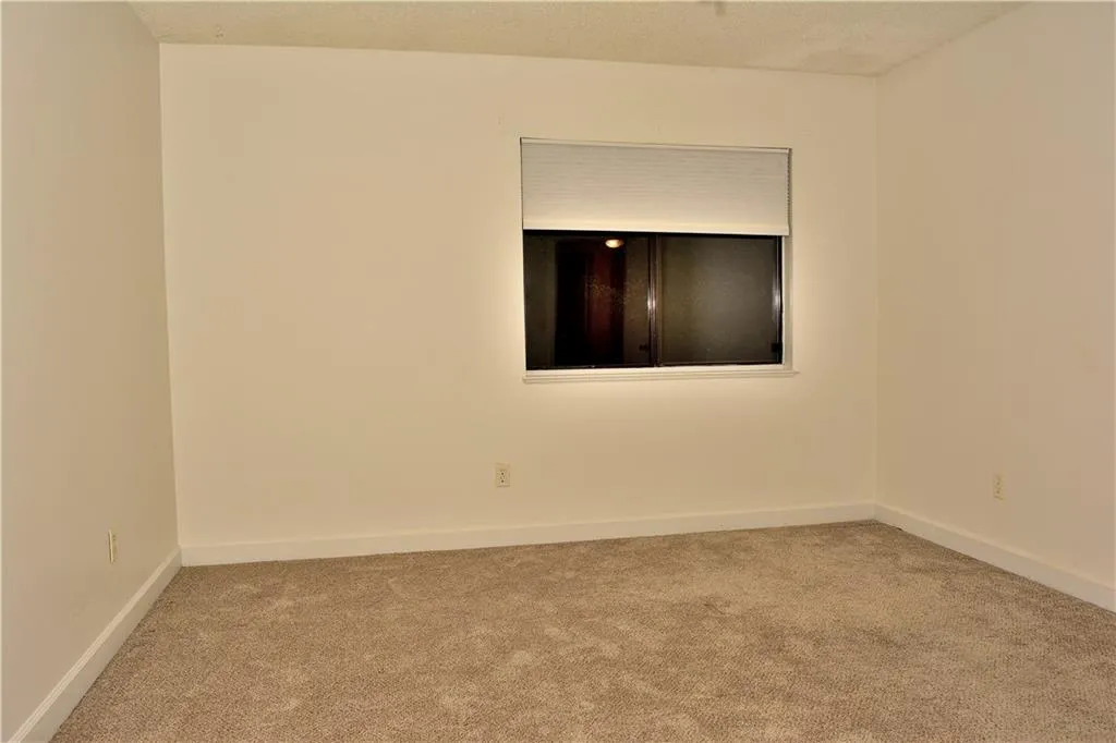2009 Wingate Way, Atlanta, Georgia 30350, 1 Bedroom Bedrooms, ,1 BathroomBathrooms,Residential,Sold,2009 Wingate Way,6108750