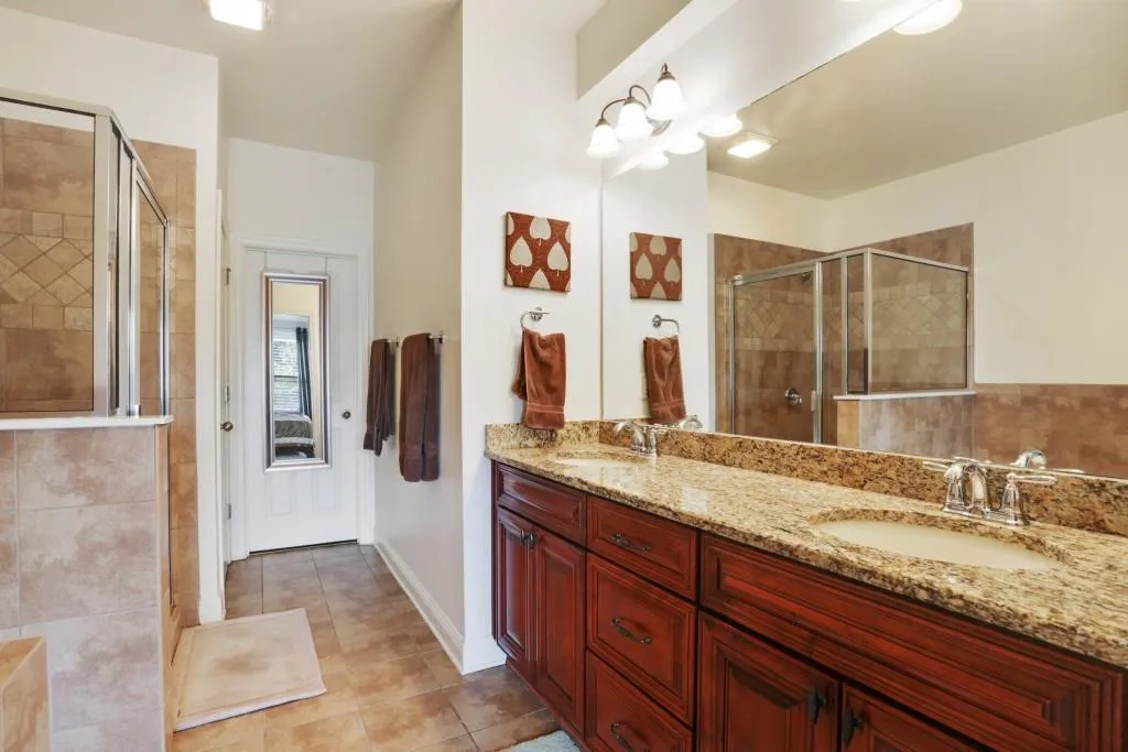 7805 Glisten Avenue, Sandy Springs, Georgia 30338, 3 Bedrooms Bedrooms, ,3 BathroomsBathrooms,Residential,Sold,7805 Glisten Avenue,5763750