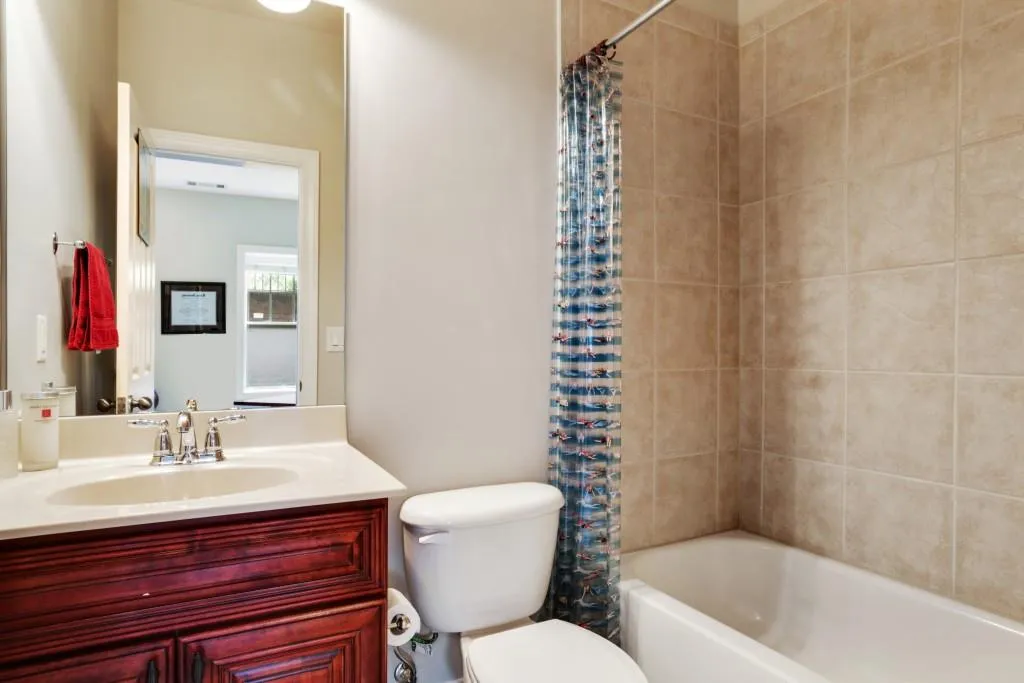 7805 Glisten Avenue, Sandy Springs, Georgia 30338, 3 Bedrooms Bedrooms, ,3 BathroomsBathrooms,Residential,Sold,7805 Glisten Avenue,5763750