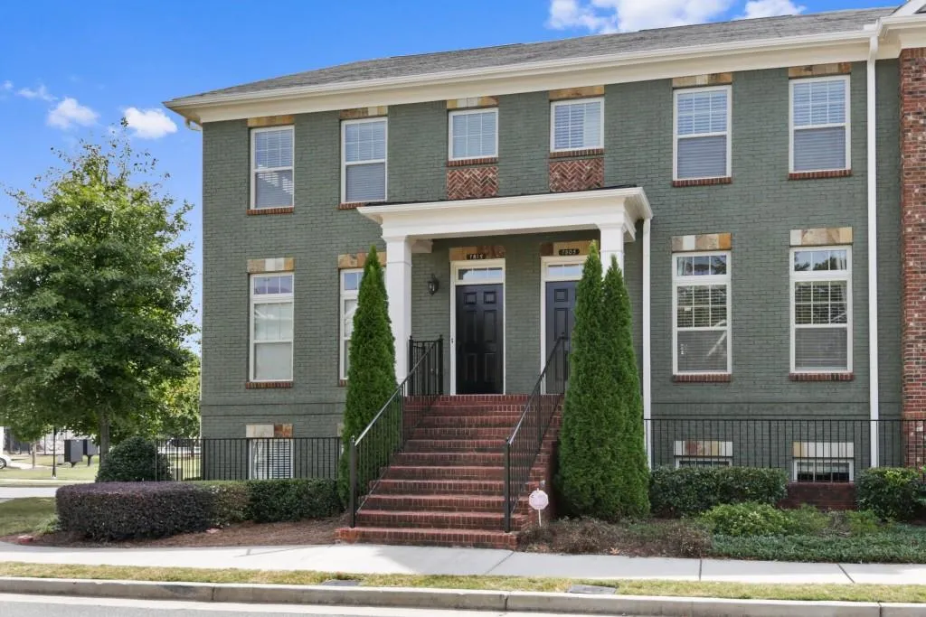 7805 Glisten Avenue, Sandy Springs, Georgia 30338, 3 Bedrooms Bedrooms, ,3 BathroomsBathrooms,Residential,Sold,7805 Glisten Avenue,5763750