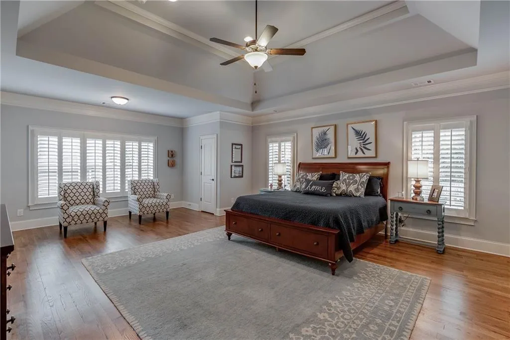 580 Windsor Parkway, Atlanta, Georgia 30342, 5 Bedrooms Bedrooms, ,4 BathroomsBathrooms,Residential,Sold,580 Windsor Parkway,6534737