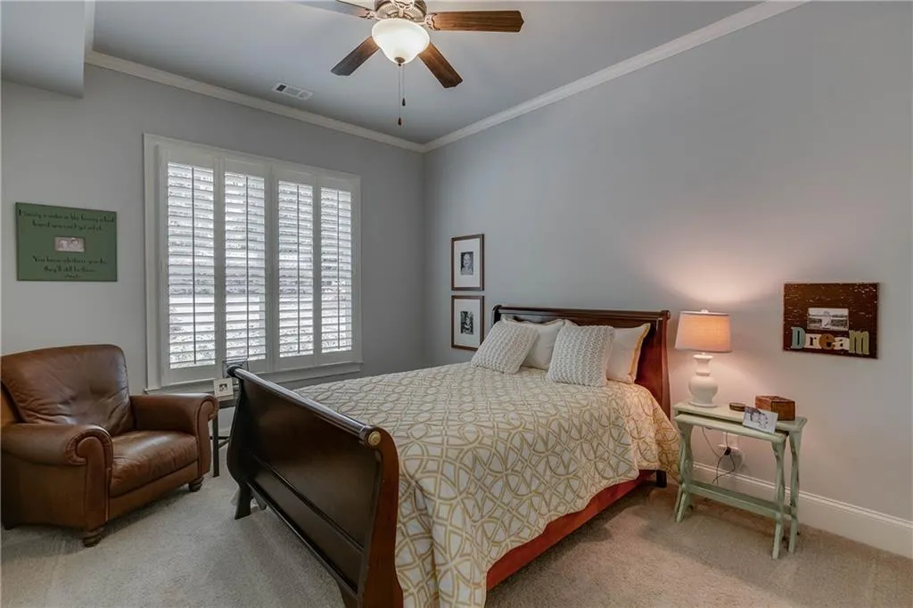 580 Windsor Parkway, Atlanta, Georgia 30342, 5 Bedrooms Bedrooms, ,4 BathroomsBathrooms,Residential,Sold,580 Windsor Parkway,6534737