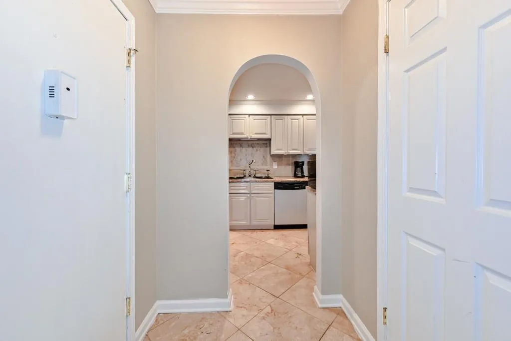 6851 Roswell Road Unit O32, Atlanta, Georgia 30328, 3 Bedrooms Bedrooms, ,2 BathroomsBathrooms,Residential,Sold,6851 Roswell Road Unit O32,6787928