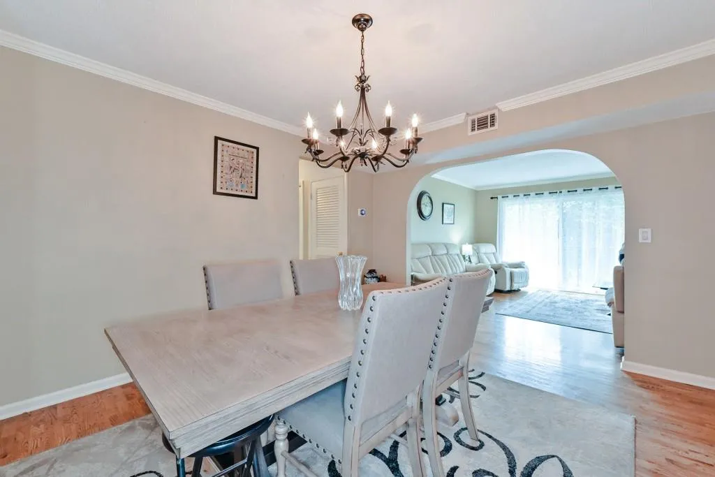 6851 Roswell Road Unit O32, Atlanta, Georgia 30328, 3 Bedrooms Bedrooms, ,2 BathroomsBathrooms,Residential,Sold,6851 Roswell Road Unit O32,6787928