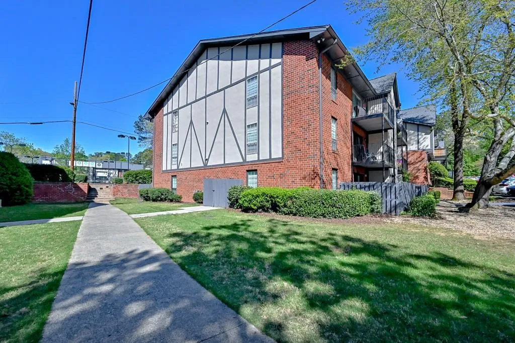 6851 Roswell Road Unit O32, Atlanta, Georgia 30328, 3 Bedrooms Bedrooms, ,2 BathroomsBathrooms,Residential,Sold,6851 Roswell Road Unit O32,6787928