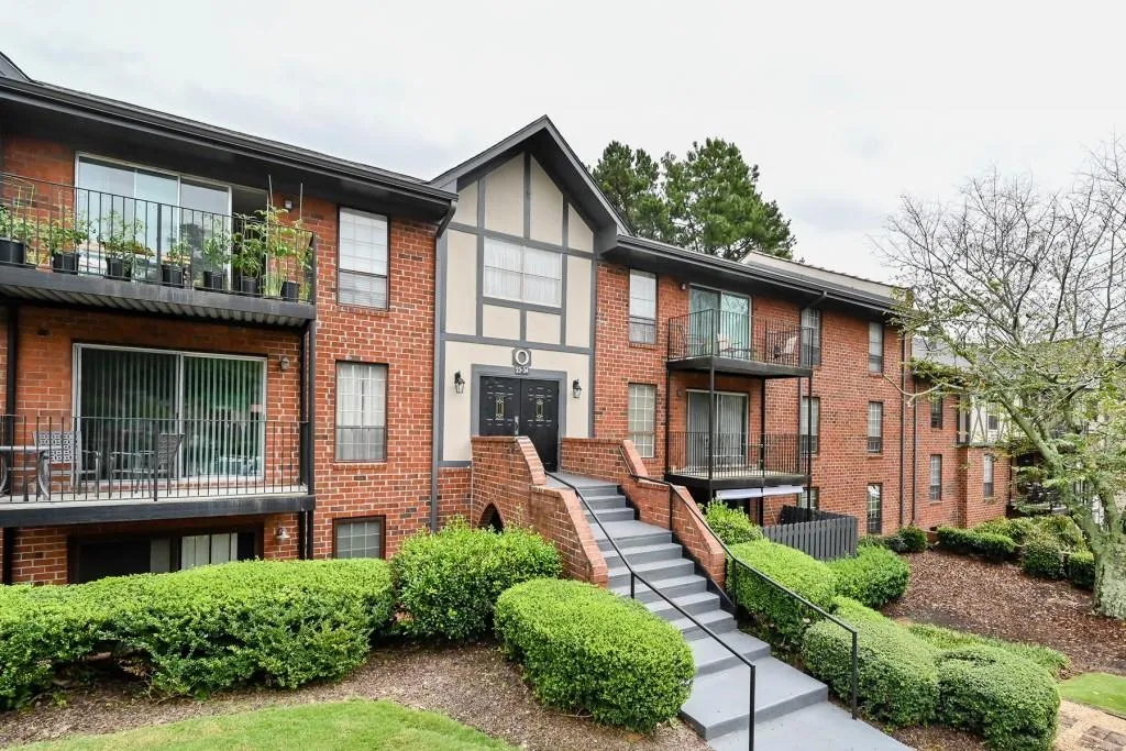 6851 Roswell Road Unit O32, Atlanta, Georgia 30328, 3 Bedrooms Bedrooms, ,2 BathroomsBathrooms,Residential,Sold,6851 Roswell Road Unit O32,6787928