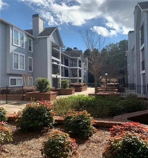 601 Granville Court, Sandy Springs, Georgia 30328, 1 Bedroom Bedrooms, ,1 BathroomBathrooms,Residential,Sold,601 Granville Court,7059290