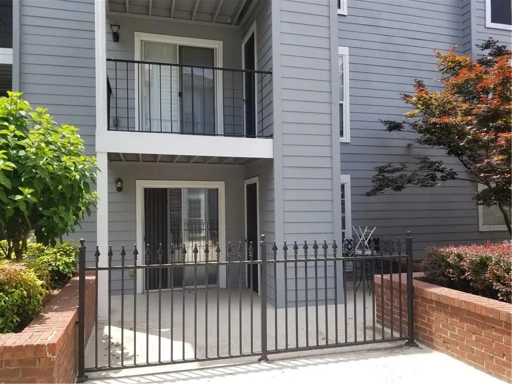 601 Granville Court, Sandy Springs, Georgia 30328, 1 Bedroom Bedrooms, ,1 BathroomBathrooms,Residential,Sold,601 Granville Court,7059290