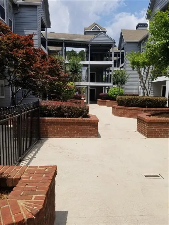 601 Granville Court, Sandy Springs, Georgia 30328, 1 Bedroom Bedrooms, ,1 BathroomBathrooms,Residential,Sold,601 Granville Court,7059290
