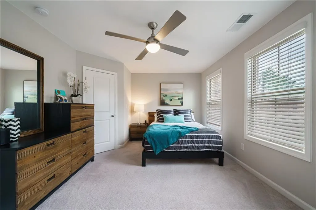 377 Provenance Drive, Sandy Springs, Georgia 30328, 3 Bedrooms Bedrooms, ,3 BathroomsBathrooms,Residential,Sold,377 Provenance Drive,6896060