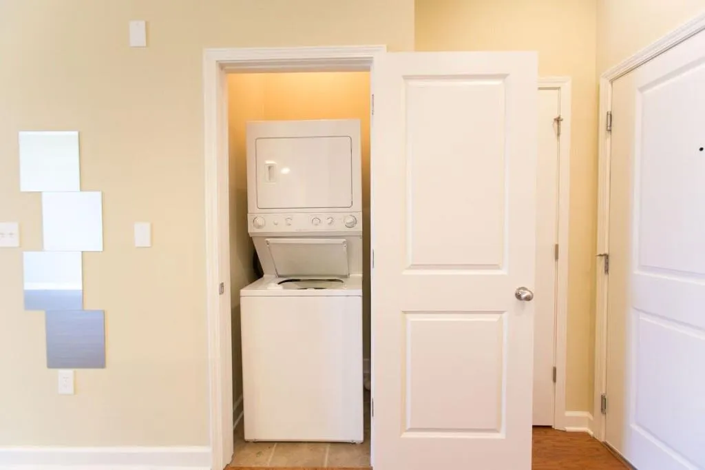 7265 Glisten Avenue Unit 135, Sandy Springs, Georgia 30328, 2 Bedrooms Bedrooms, ,2 BathroomsBathrooms,Residential,Sold,7265 Glisten Avenue Unit 135,5994276