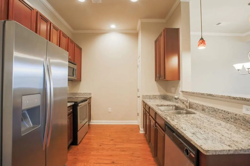 7265 Glisten Avenue Unit 135, Sandy Springs, Georgia 30328, 2 Bedrooms Bedrooms, ,2 BathroomsBathrooms,Residential,Sold,7265 Glisten Avenue Unit 135,5994276