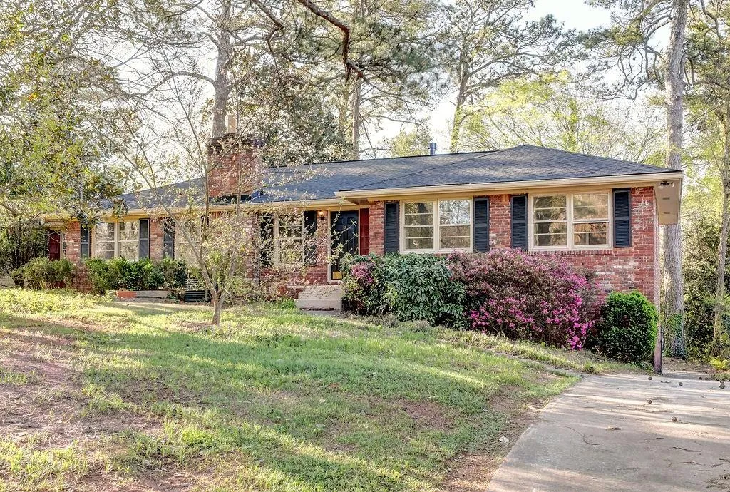 85 Silverwood Road, Atlanta, Georgia 30342, 3 Bedrooms Bedrooms, ,2 BathroomsBathrooms,Residential,Sold,85 Silverwood Road,7189365